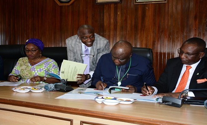 FG SIGNS MOU with Private Sector On Maintenance Of Government Facilities