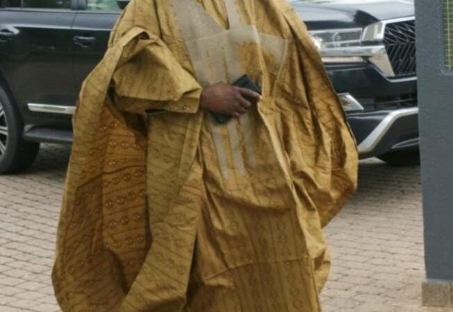 Niger South Students Honour Ndarani SAN With Students Support Award